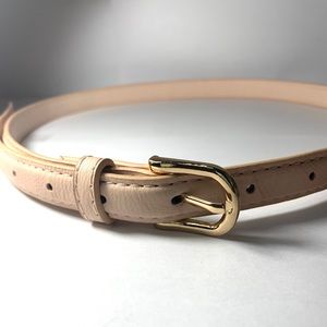 💕A slim pink belt💕